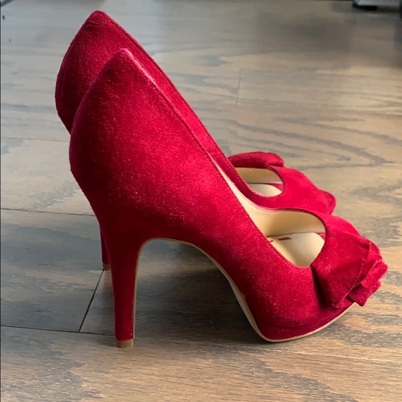 Carolinna Espinosa Suede Pumps - Picture 2 of 5